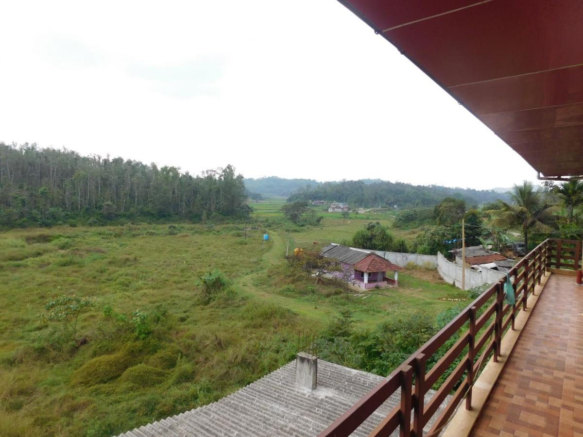 Cauvery Homestay Somvārpet エクステリア 写真