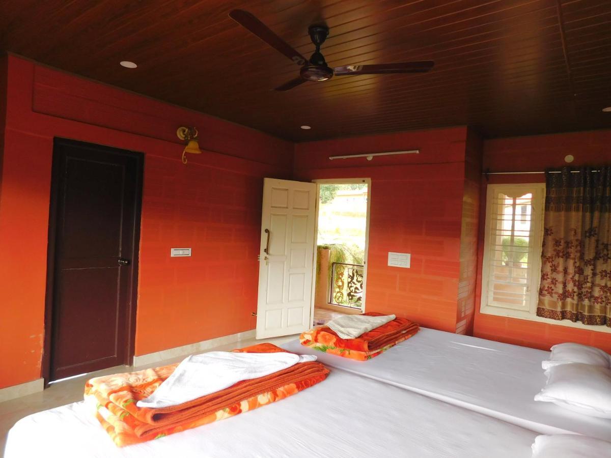 Cauvery Homestay Somvārpet エクステリア 写真