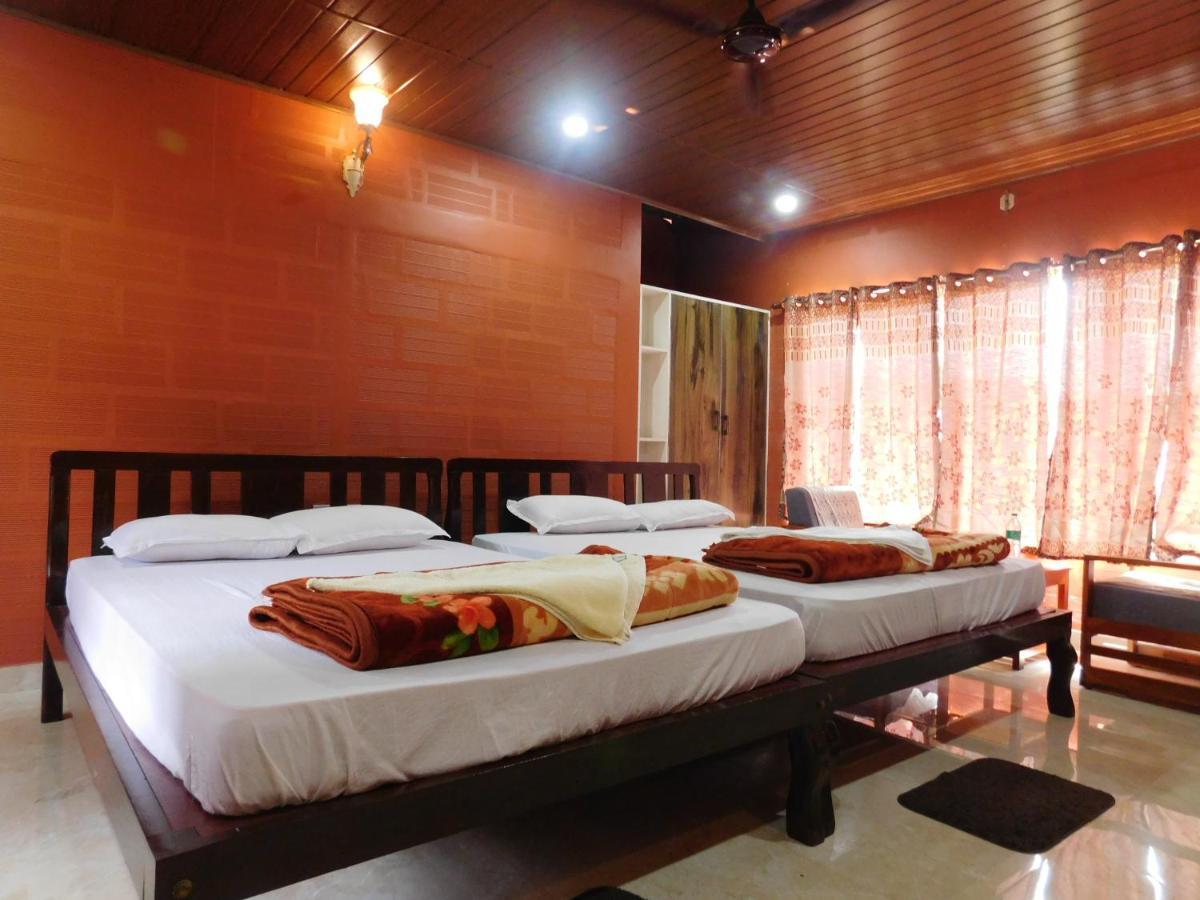 Cauvery Homestay Somvārpet エクステリア 写真