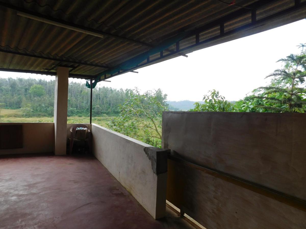 Cauvery Homestay Somvārpet エクステリア 写真