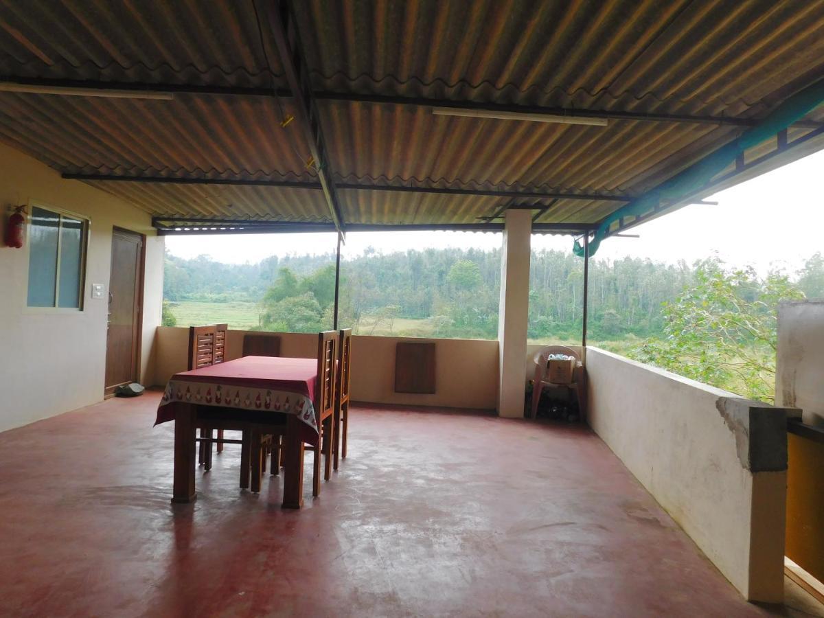 Cauvery Homestay Somvārpet エクステリア 写真
