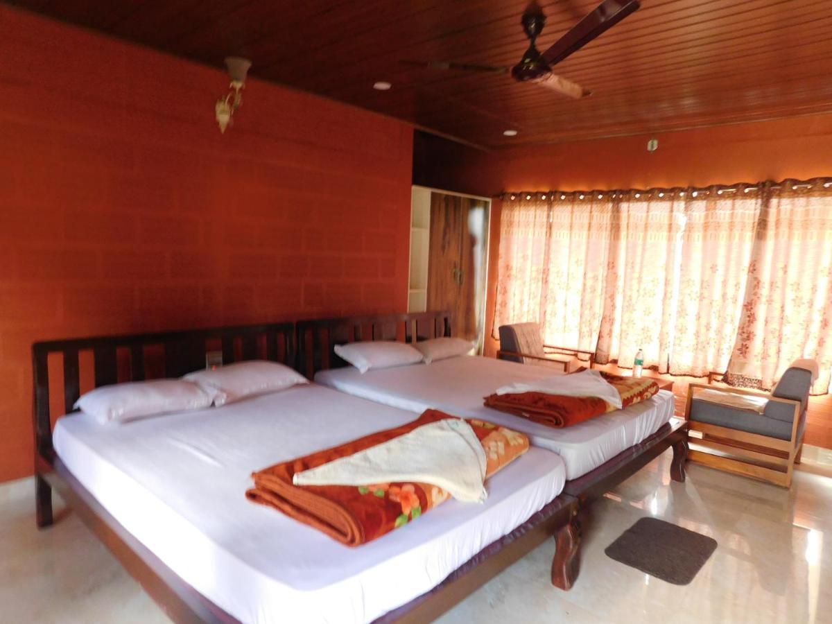 Cauvery Homestay Somvārpet エクステリア 写真